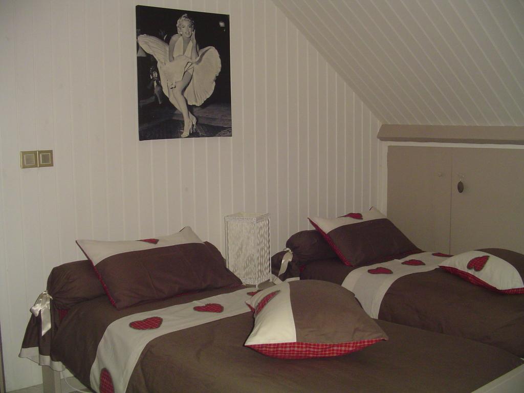 Chambre Crescia Vernouillet  Værelse billede